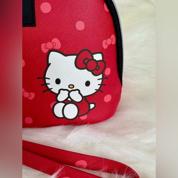 Hello Kitty Pink and Red Cosmetic Bag with Wrist Strap - Picture 2 of 4